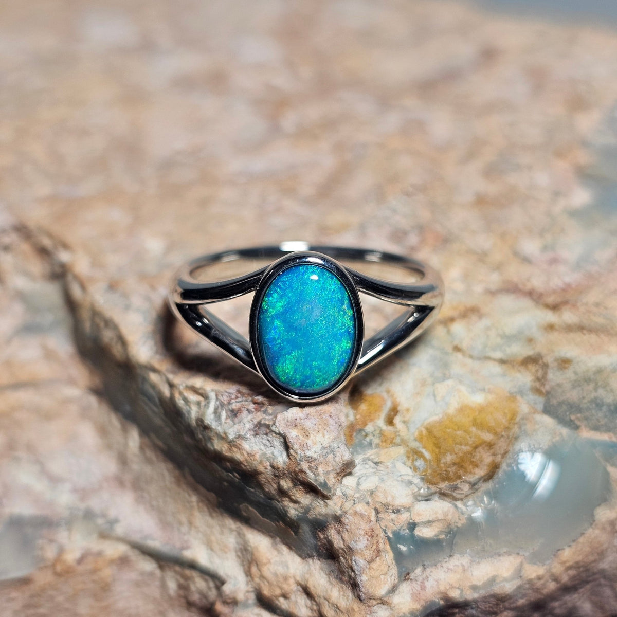 1.6ct Doublet Opal - Luigi Opal