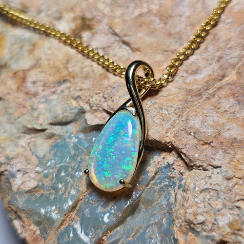 2.2ct Solid Crystal Opal in 9k Gold - Luigi Opal