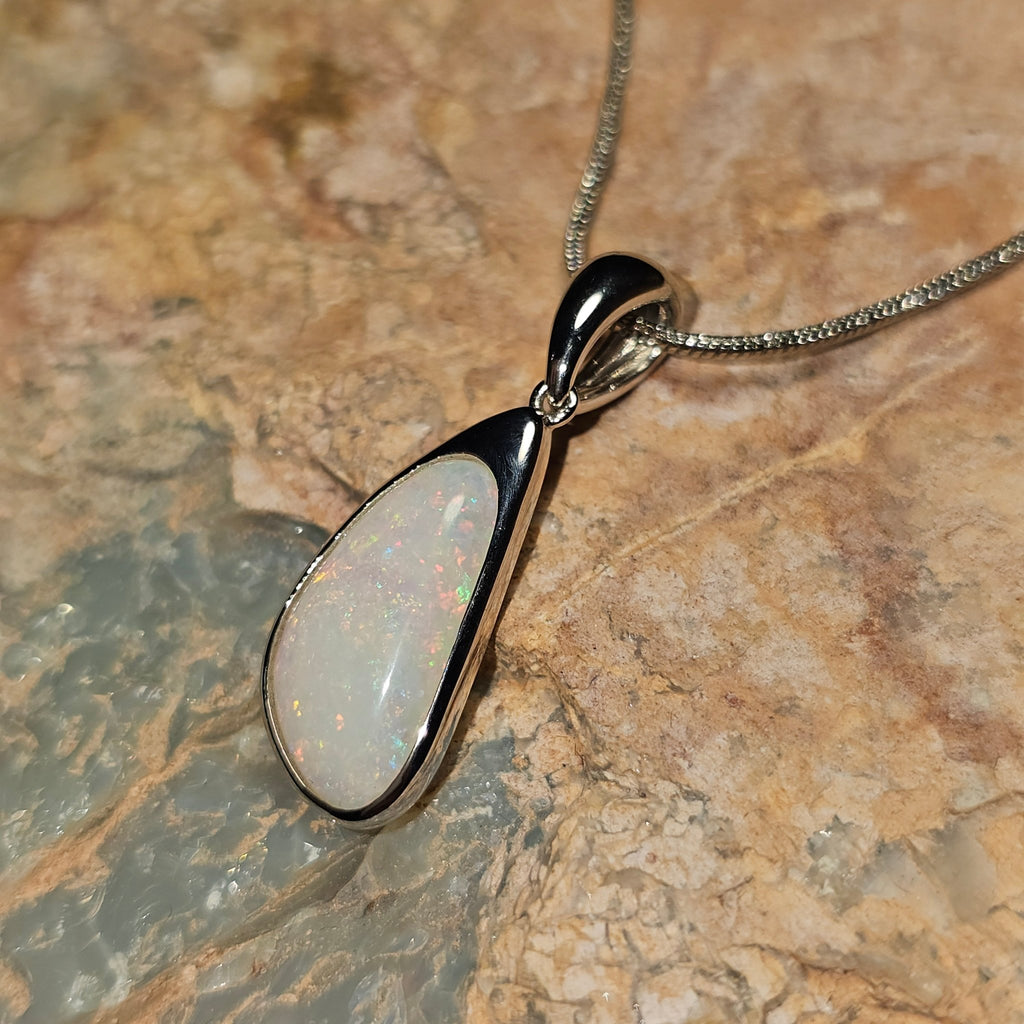 2.55ct White Opal in Sterling Silver - Luigi Opal