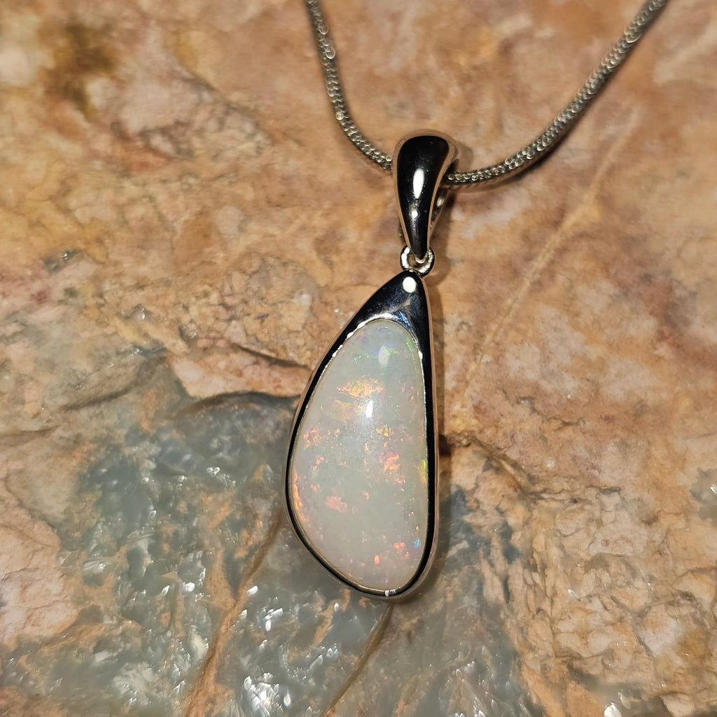 2.55ct White Opal in Sterling Silver - Luigi Opal