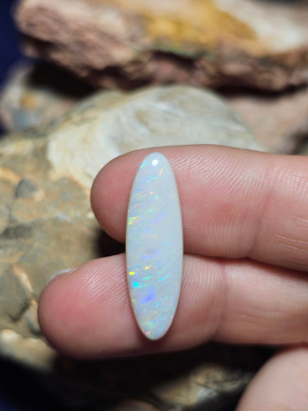 LO004 Olympic Freeform 8.2ct - Luigi Opal