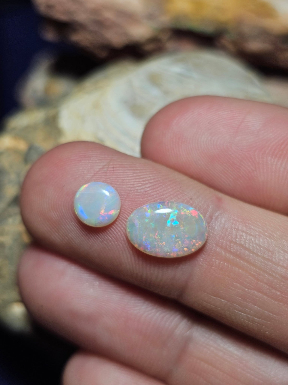 LO007 Olympic 2.5ct Pair - Luigi Opal