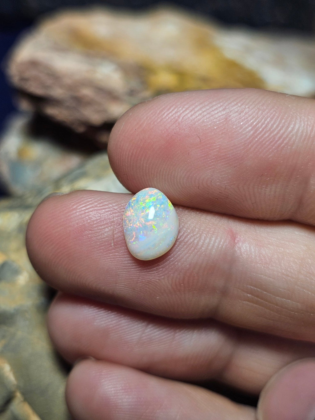 LO014 Opal Valley 1.6ct Freeform - Luigi Opal