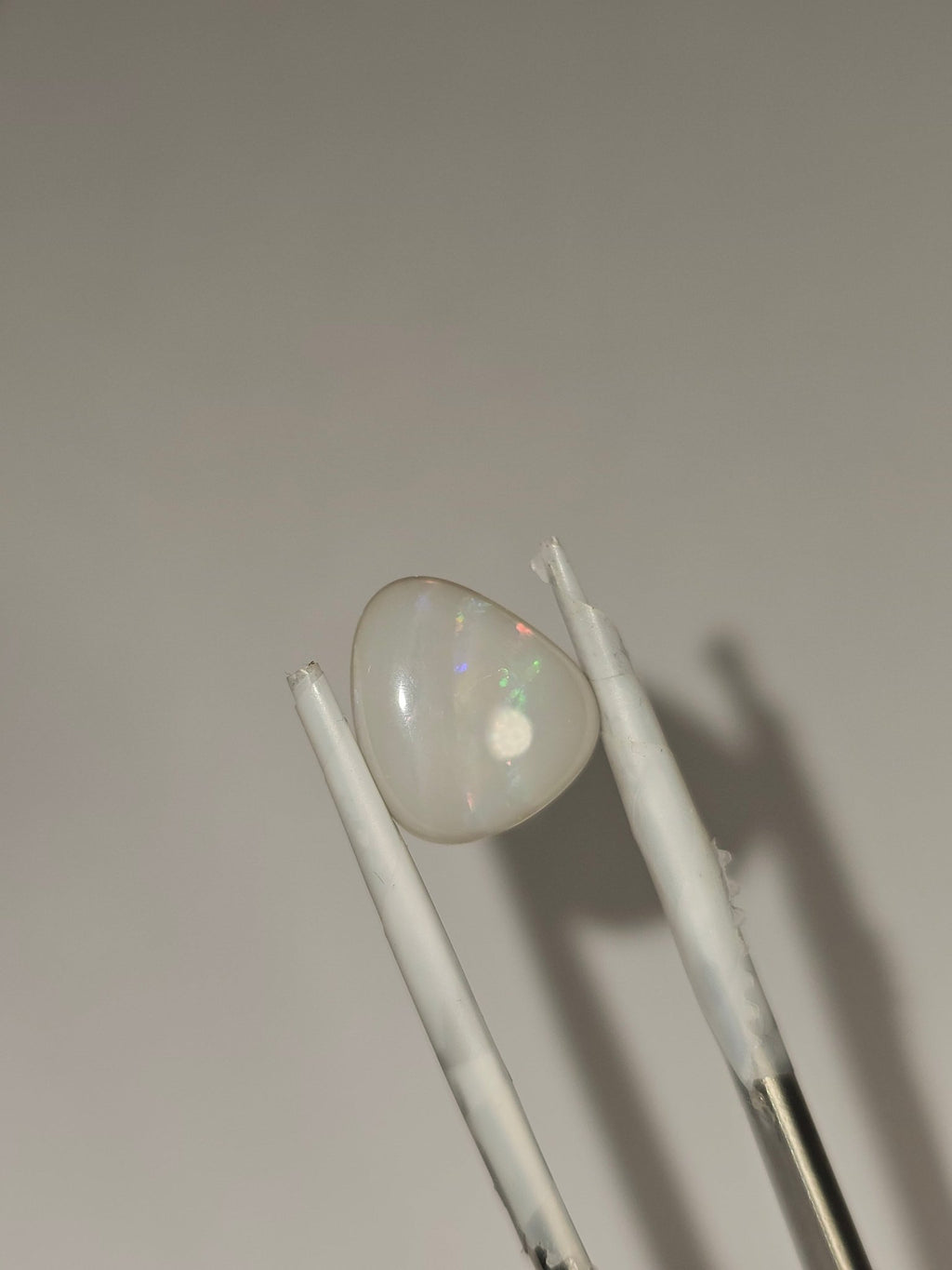 LO019 10 Mile 2.7ct Freeform - Luigi Opal