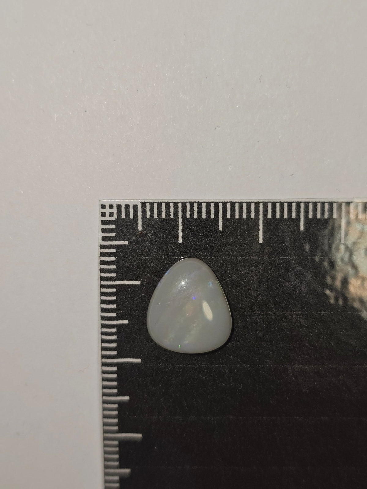 LO019 10 Mile 2.7ct Freeform - Luigi Opal