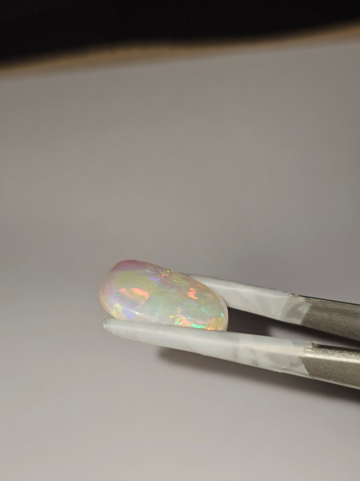 LO030 11 Mile 10ct Freeform Gem - Luigi Opal