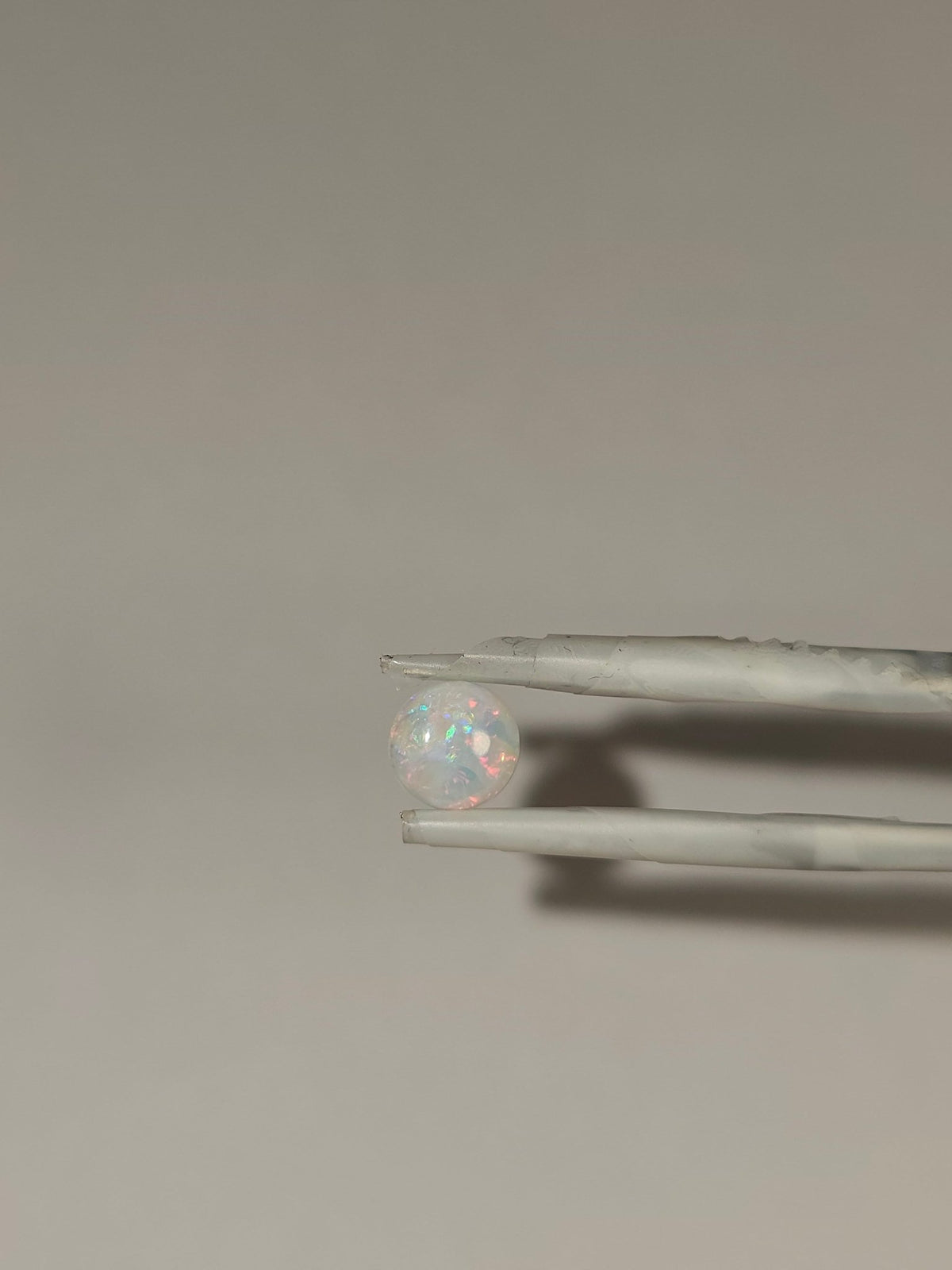 LO042 11 Mile Round .4ct - Luigi Opal