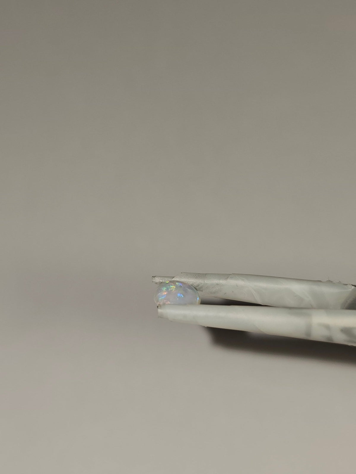 LO042 11 Mile Round .4ct - Luigi Opal