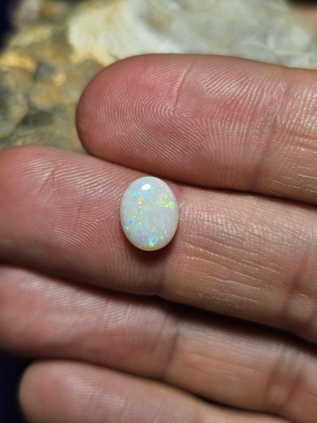 LO052 11 Mile Oval 1.9ct - Luigi Opal