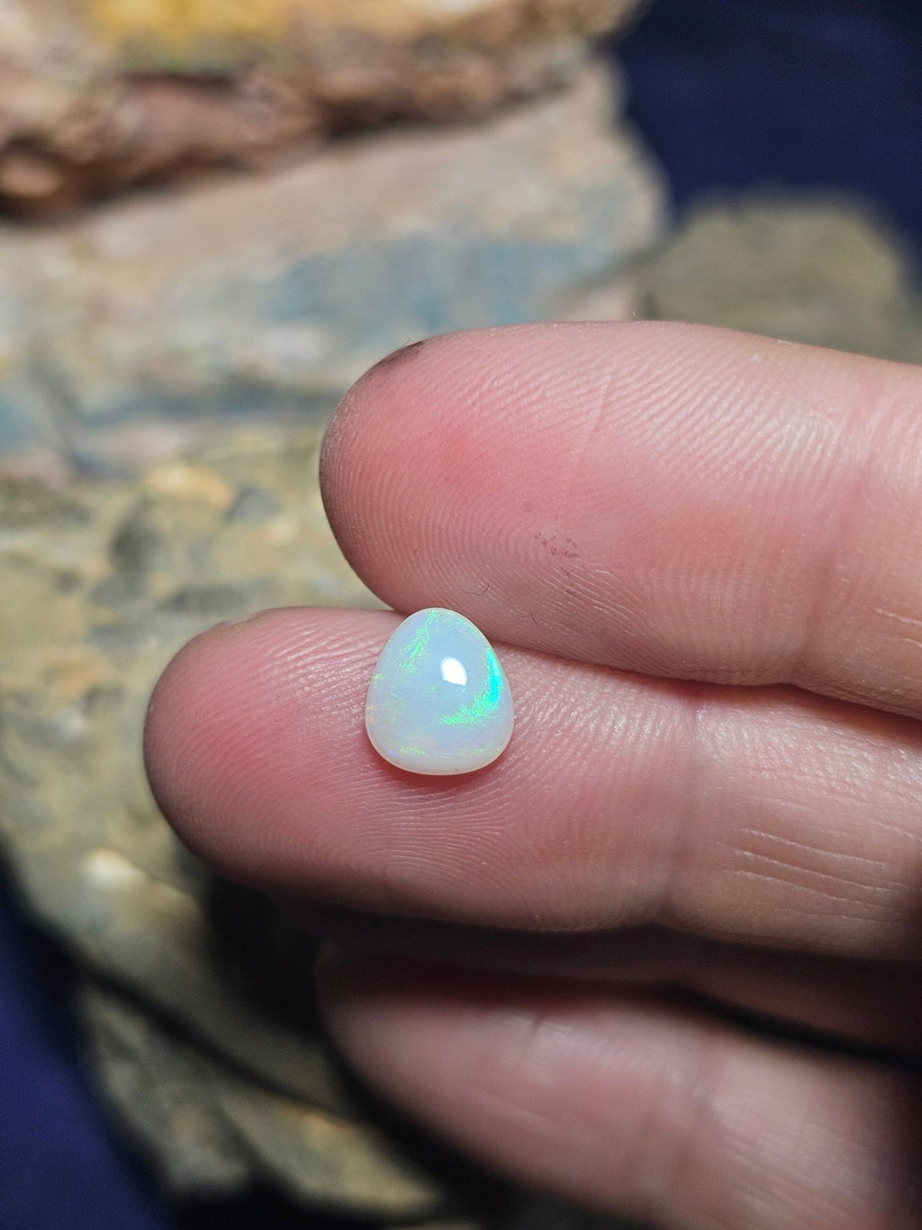 LO104 Turkey Ridge 1.5ct Freeform - Luigi Opal