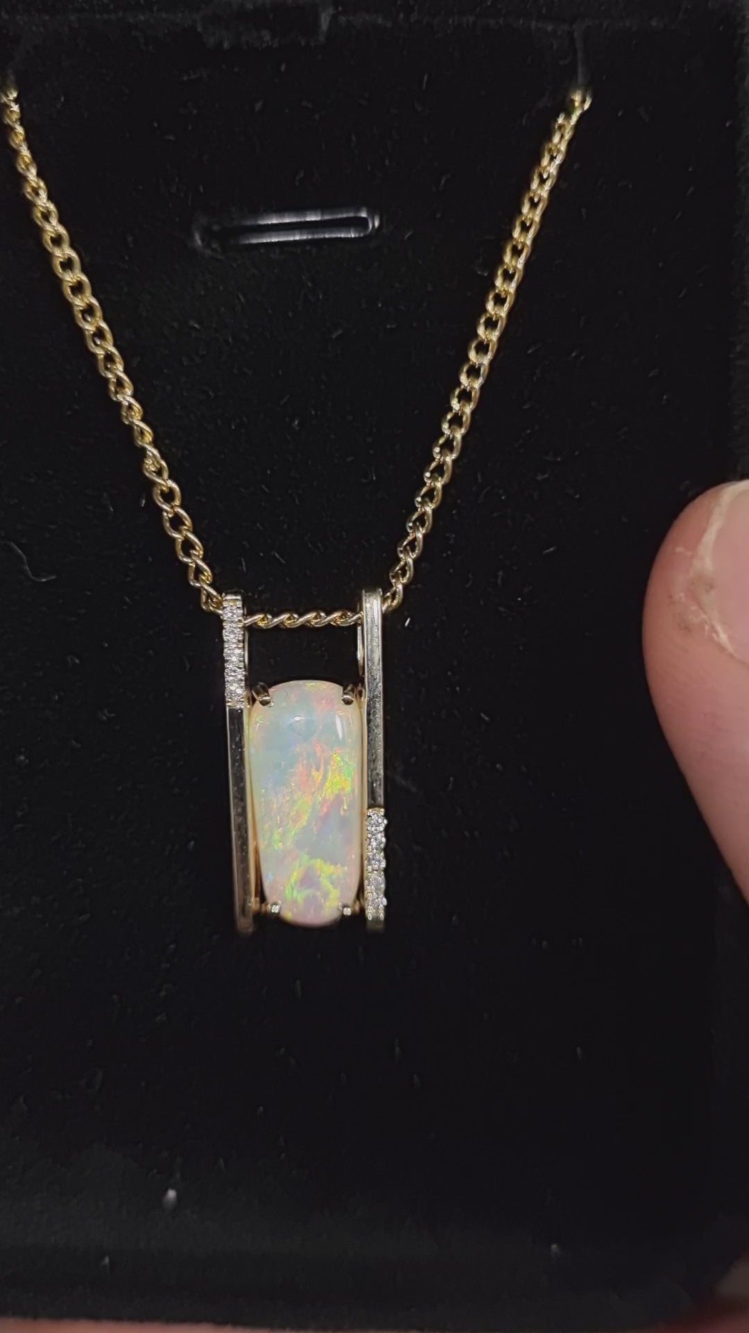 3.4ct Solid Opal in 9k Gold w/Zirconia