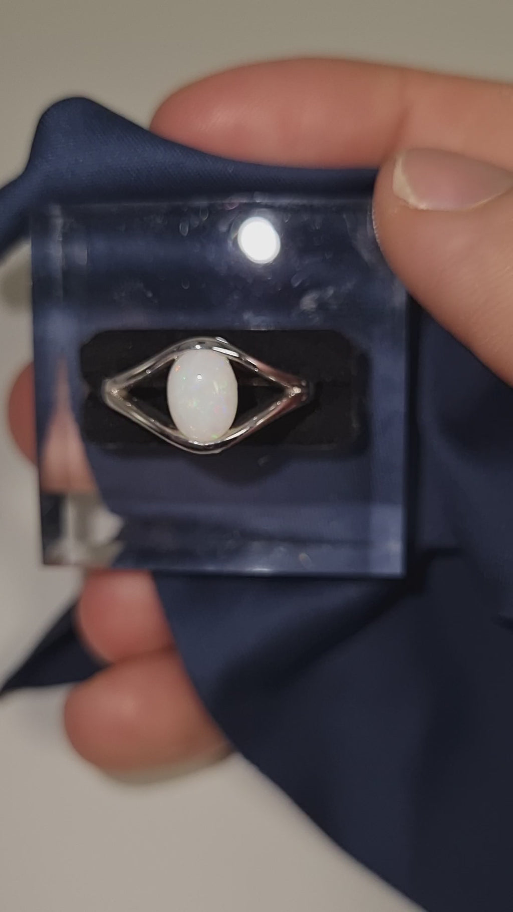 1.15ct White Opal
