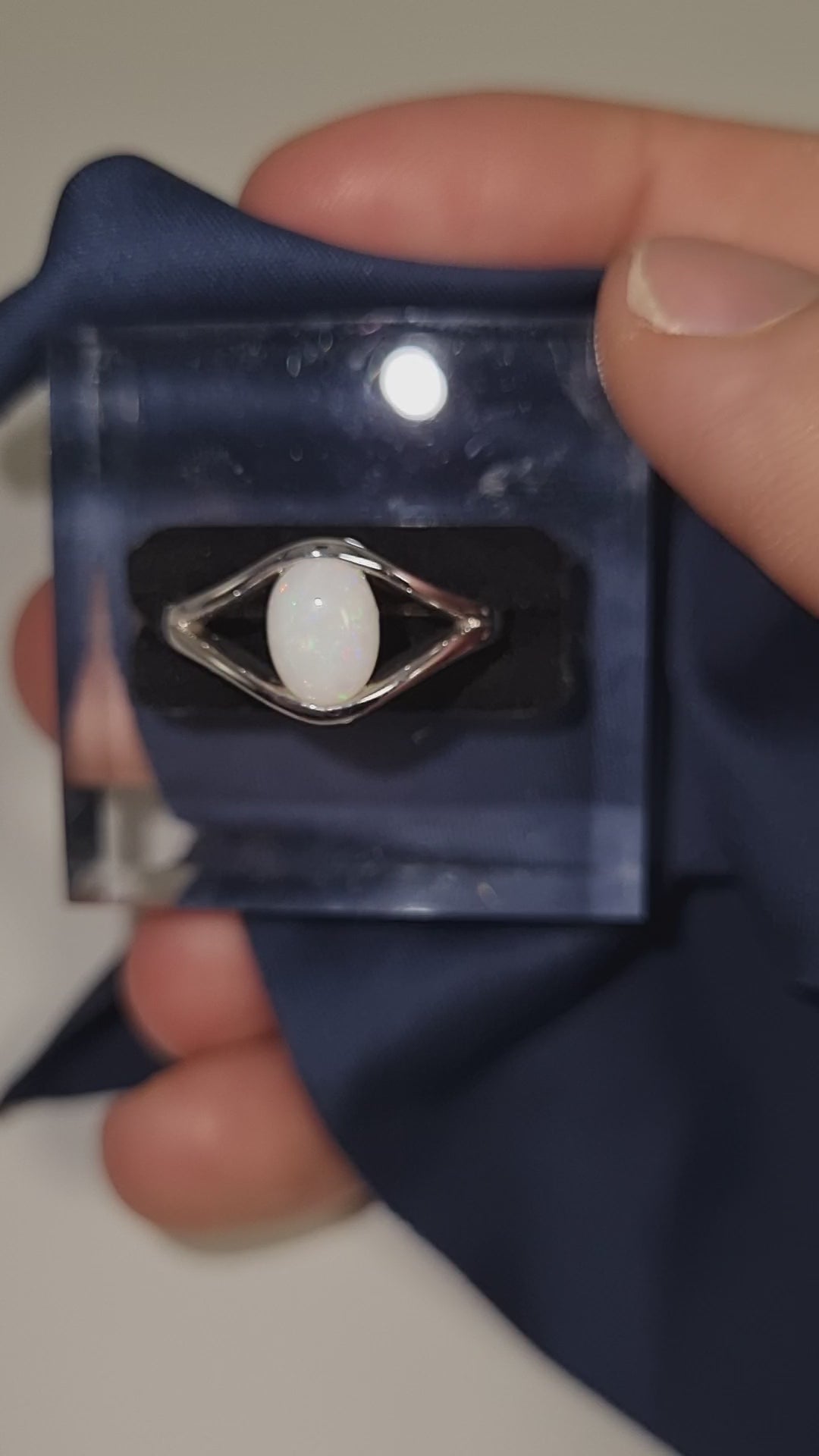 1.15ct White Opal