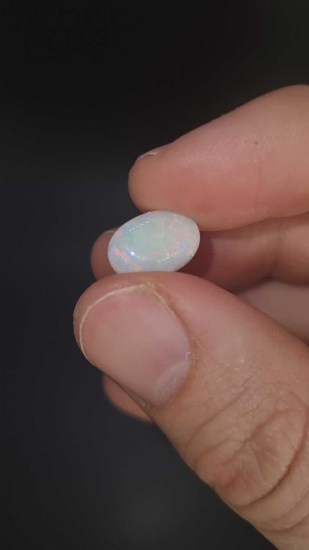 2.6ct Light Opal