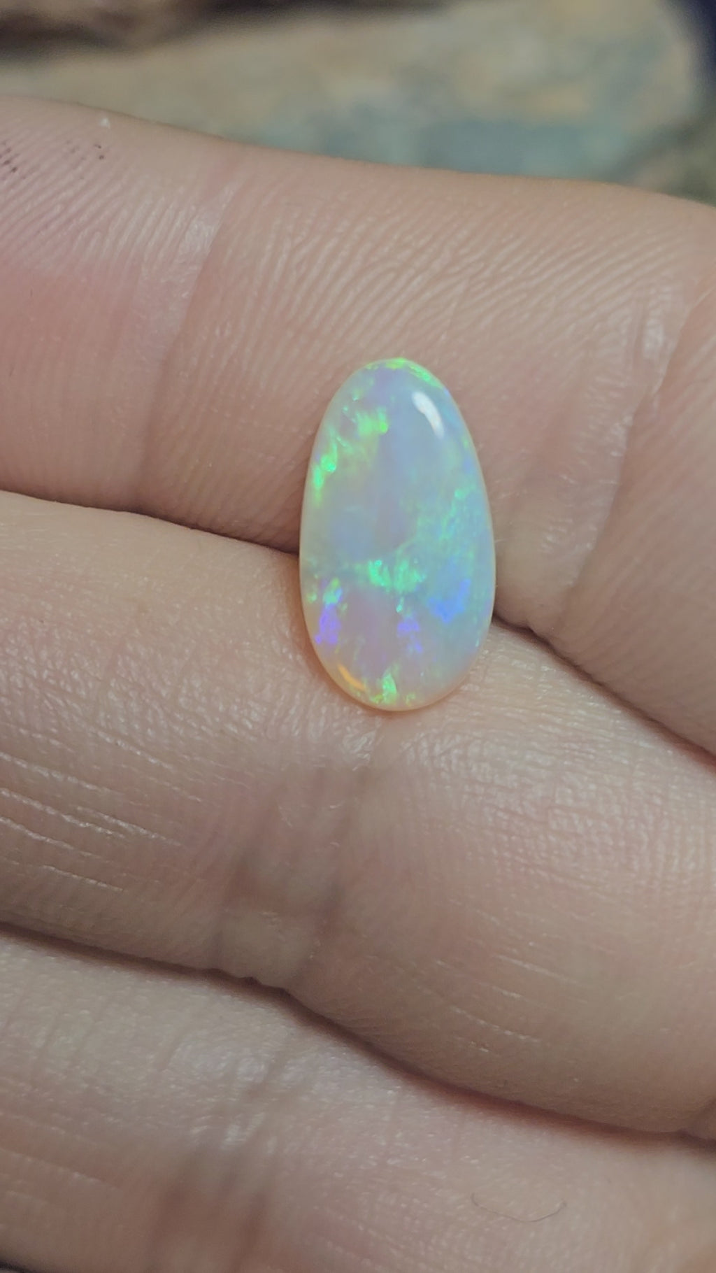 LO013 10 Mile Crystal Opal 2.2ct Drop