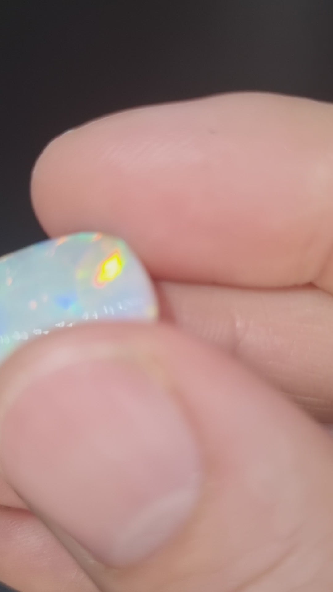 10ct Light/Semi Crystal Opal