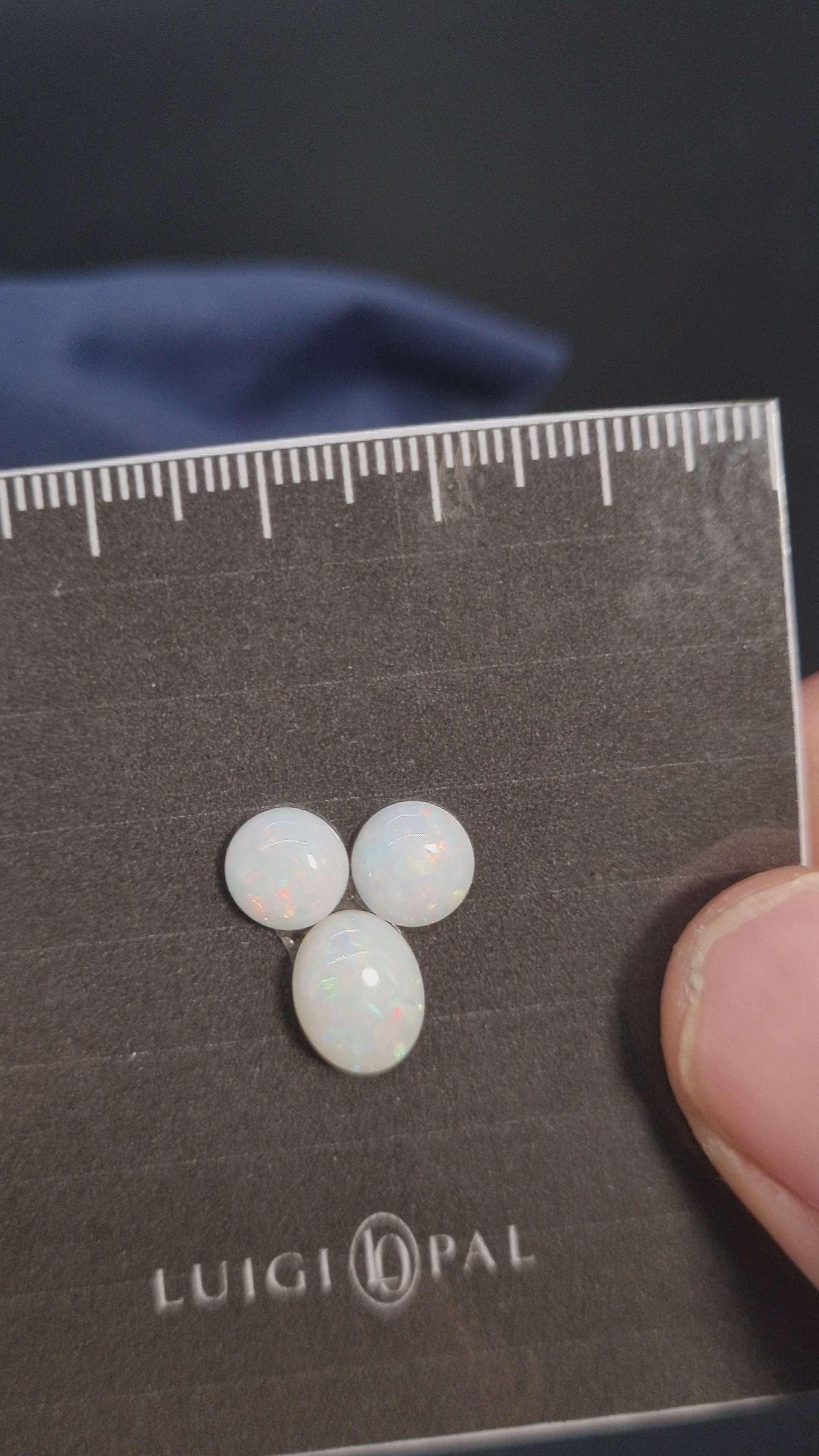 White Opal Set 3.4ct / 7.2x7.2 & 10x8