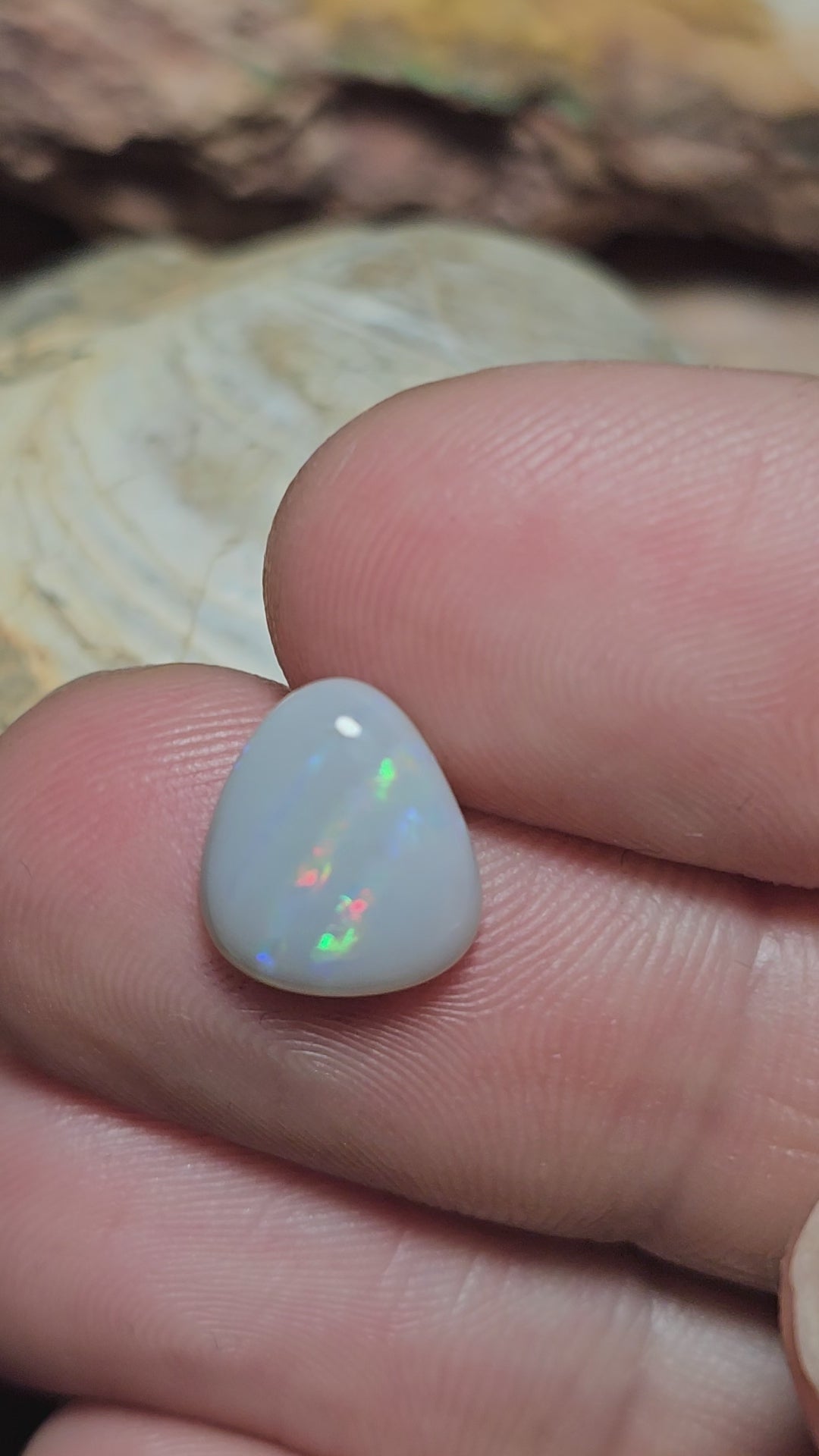 LO019 10 Mile 2.7ct Freeform
