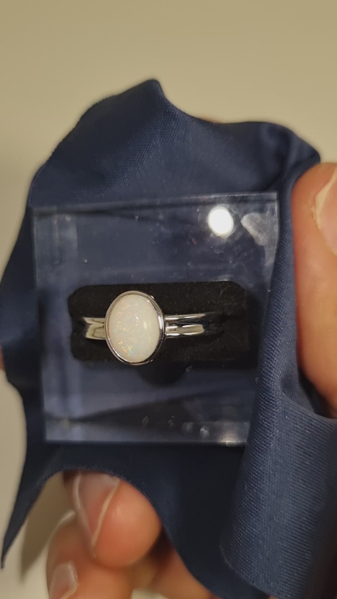 1.45ct White Opal