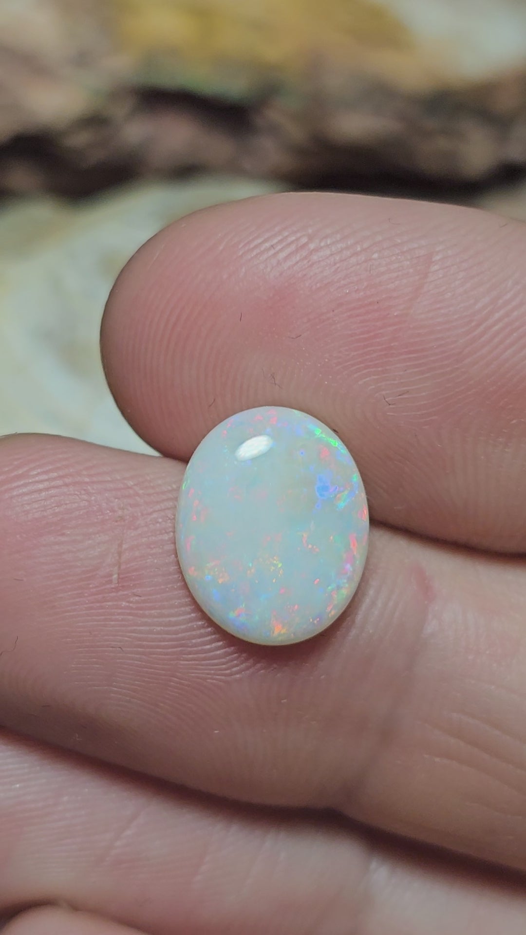 LO029 Opal Valley 3.2ct Oval