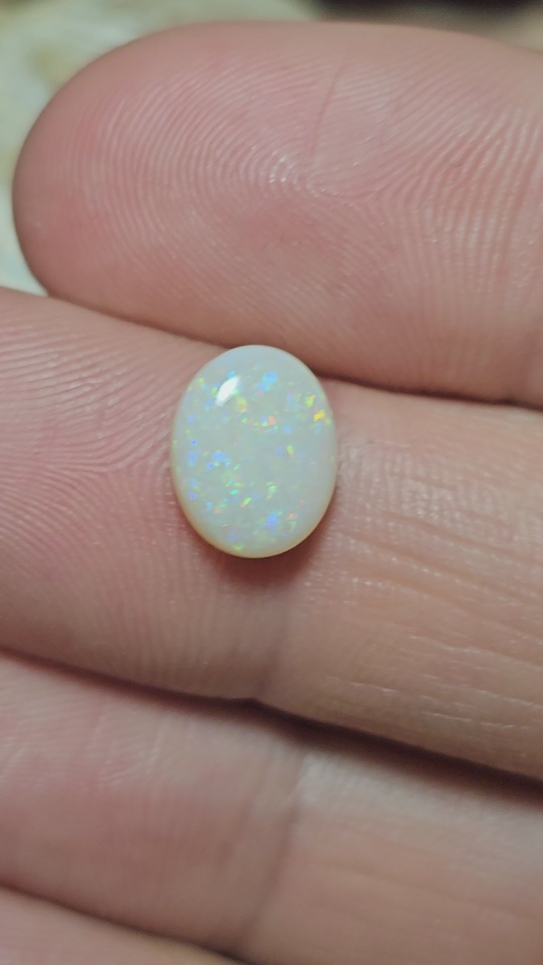 LO052 11 Mile Oval 1.9ct