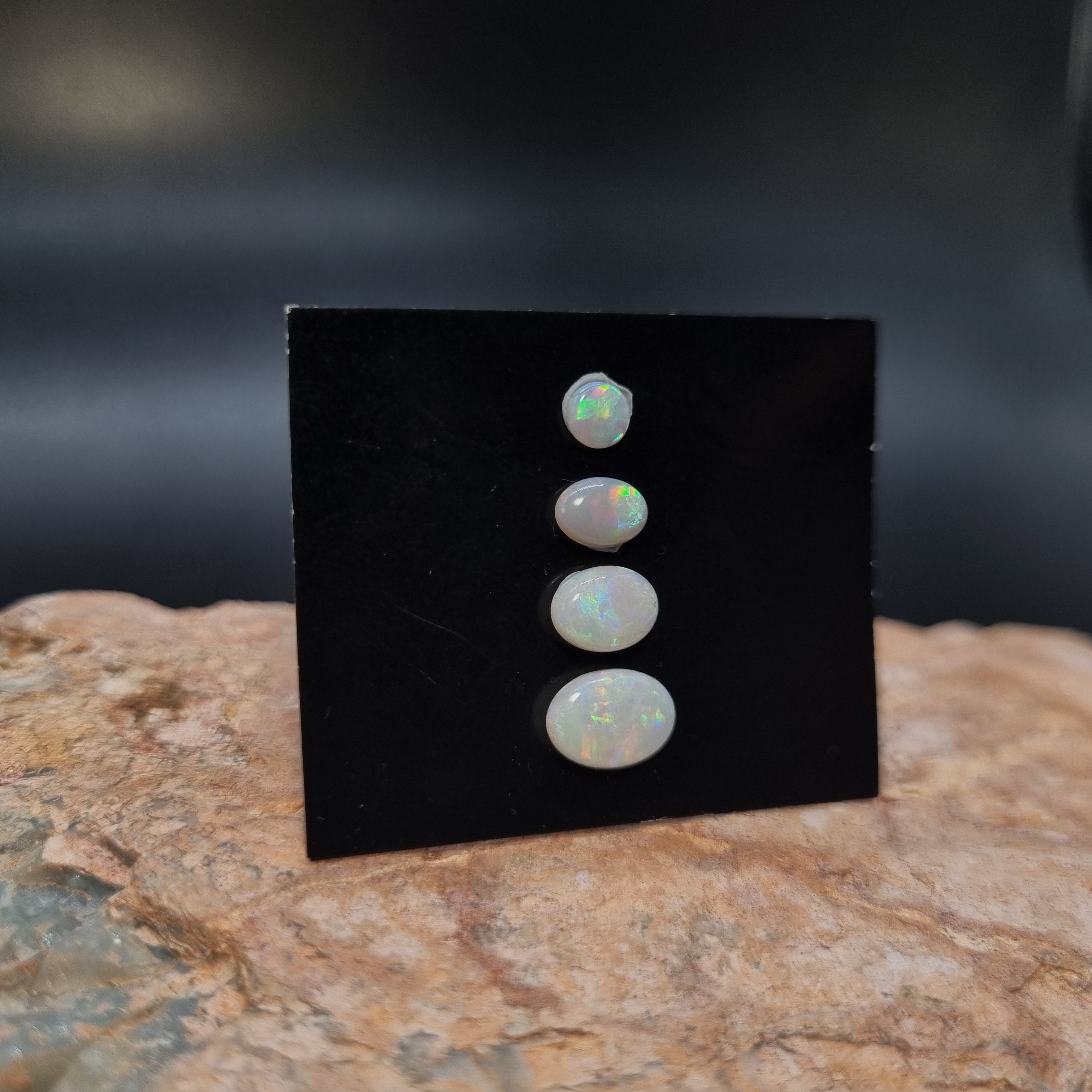 Oval bundle 2.4ct