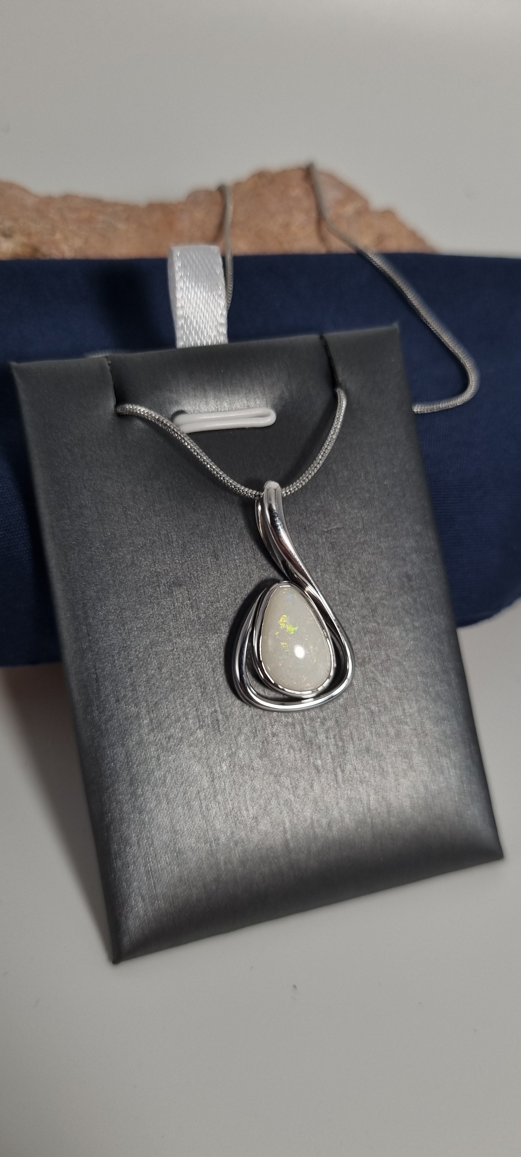 3ct Solid Opal