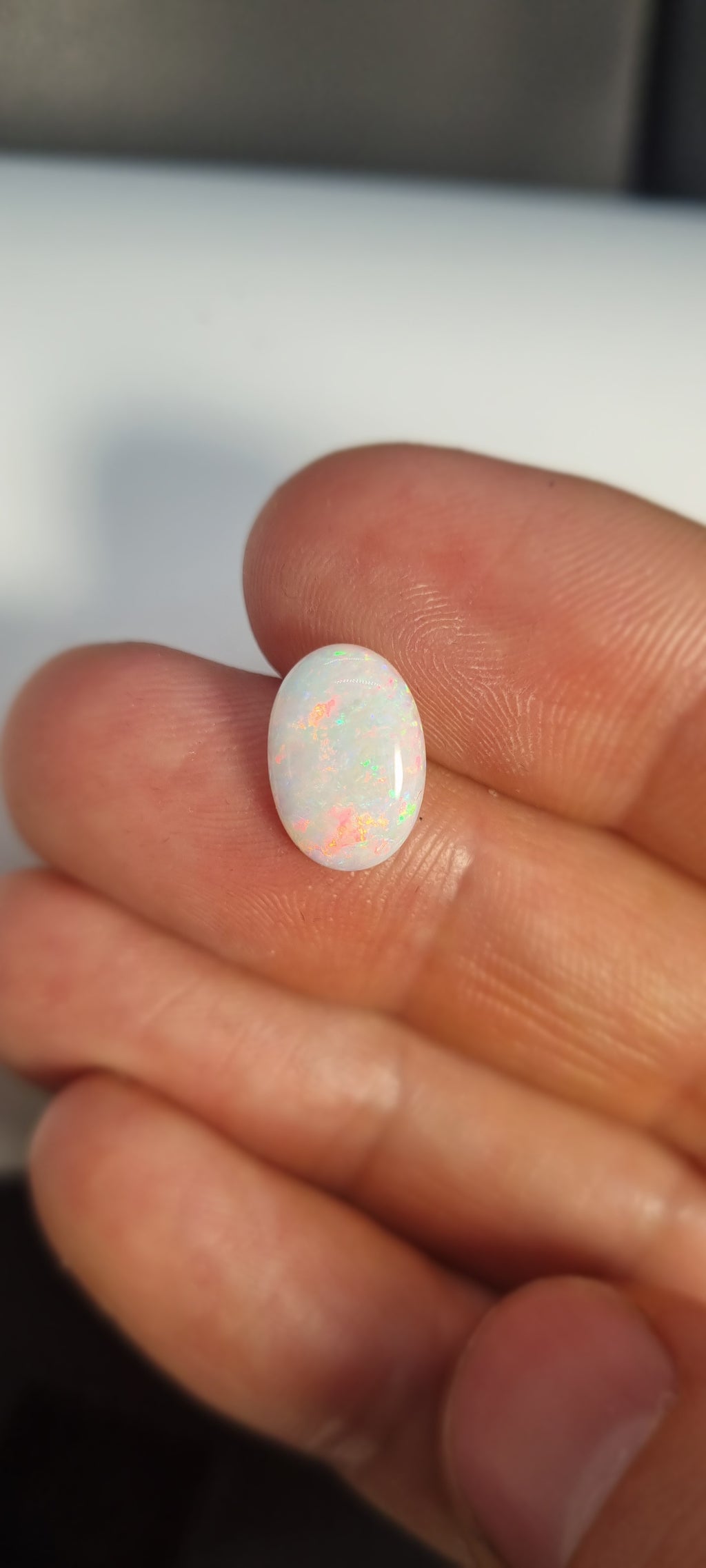 2.6ct Light Opal