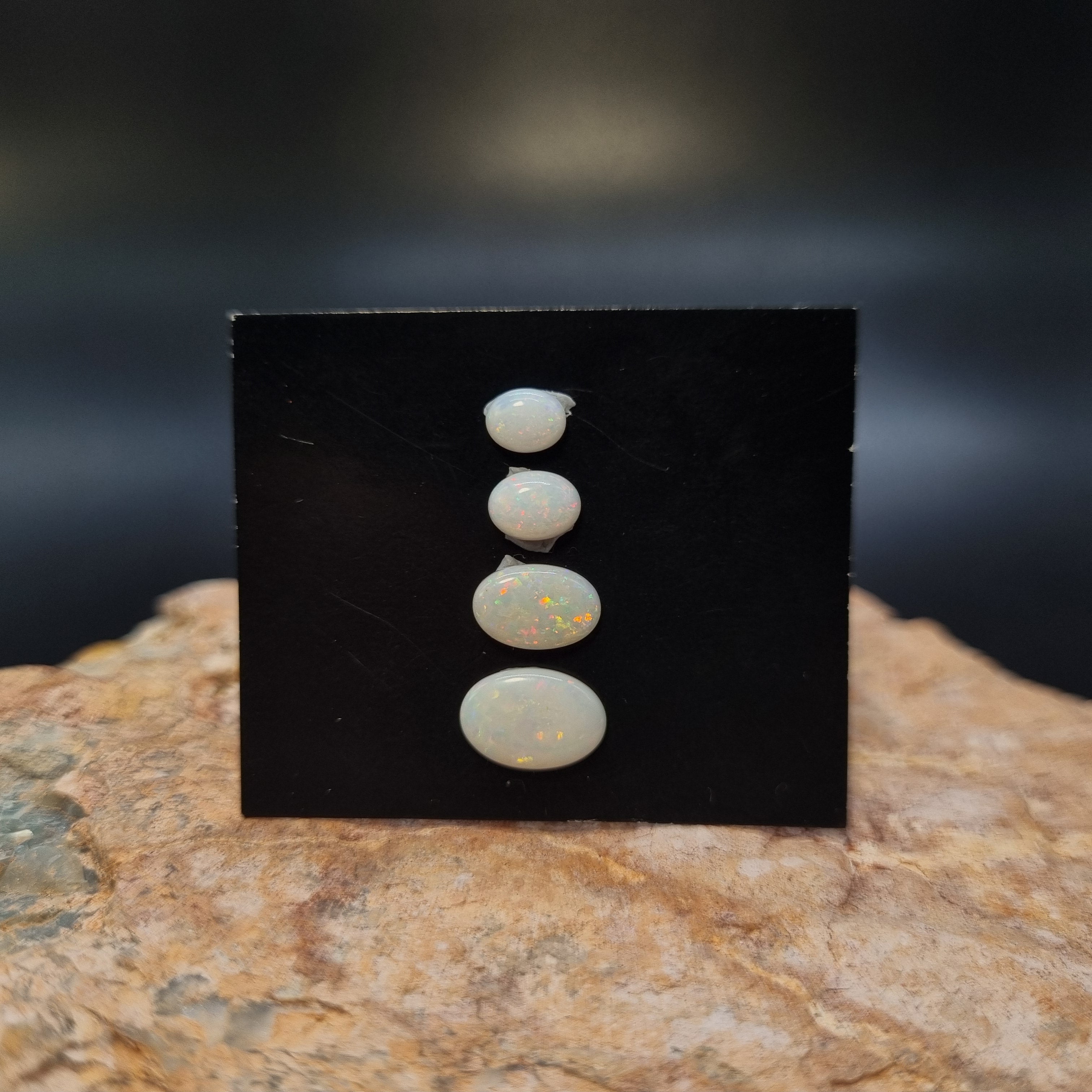 Oval bundle 2.8ct