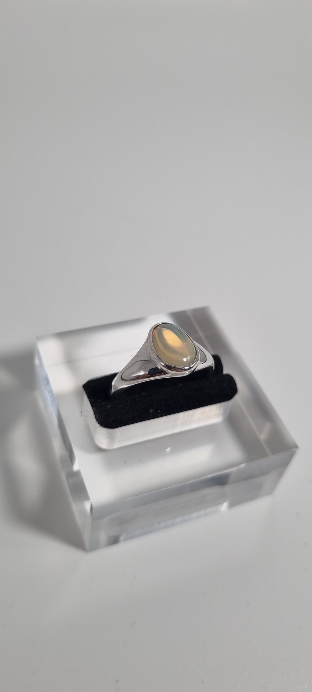 1.65ct Jelly Opal