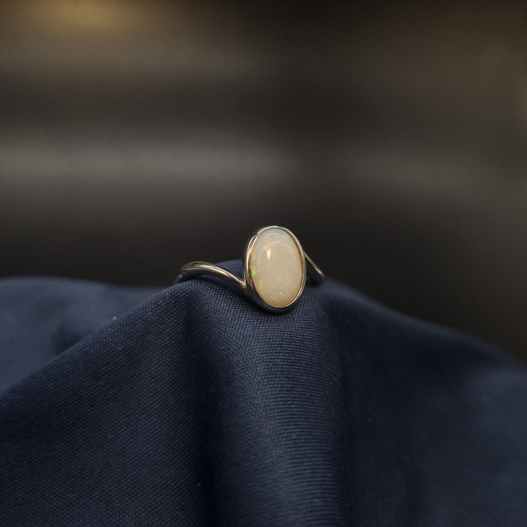 1.3ct White Opal