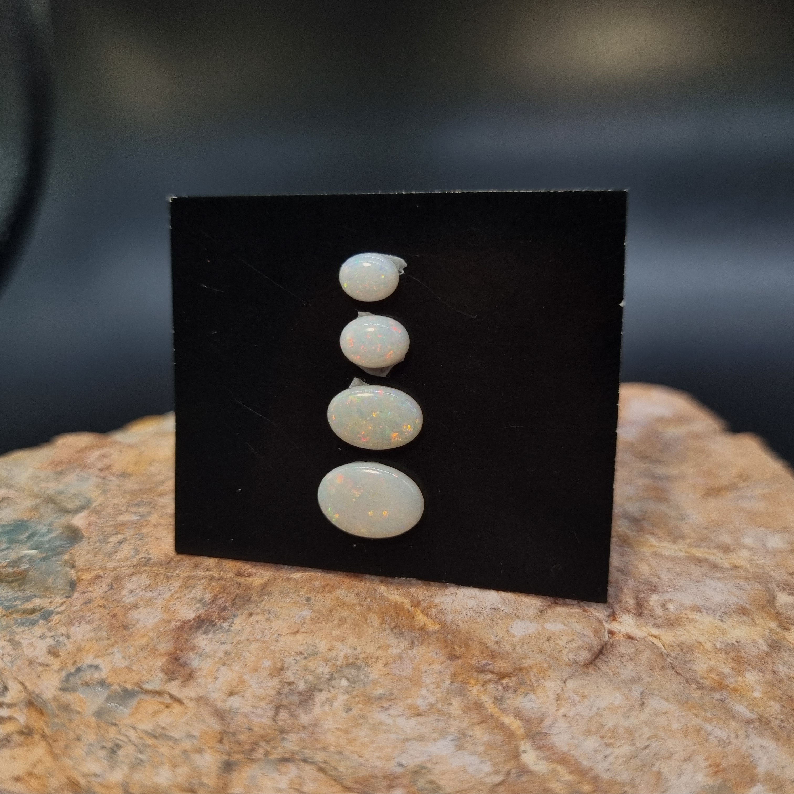 Oval bundle 2.8ct