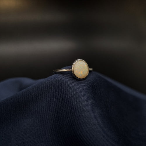 1.25ct White Opal