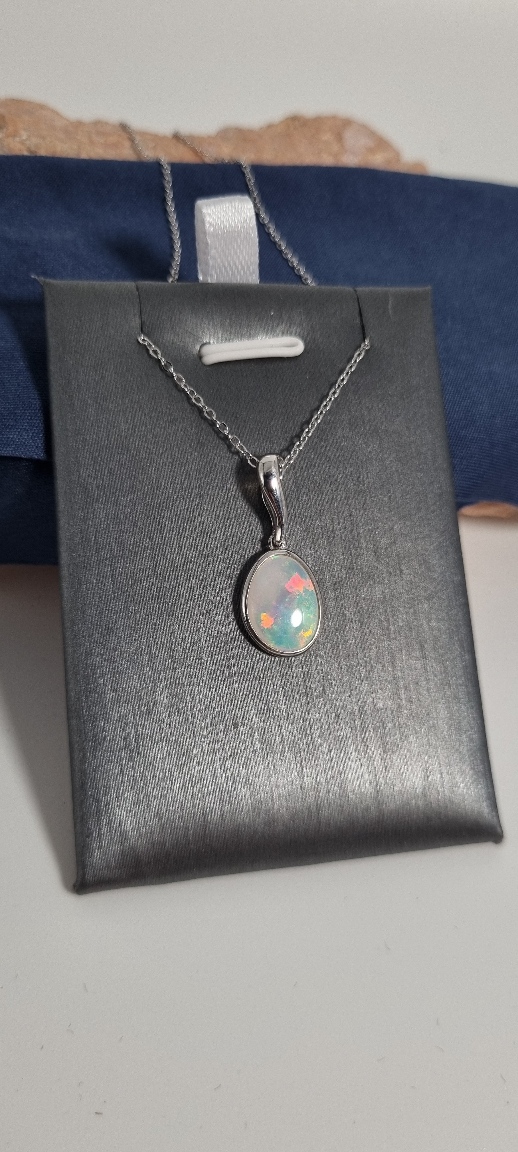 2ct Solid Opal