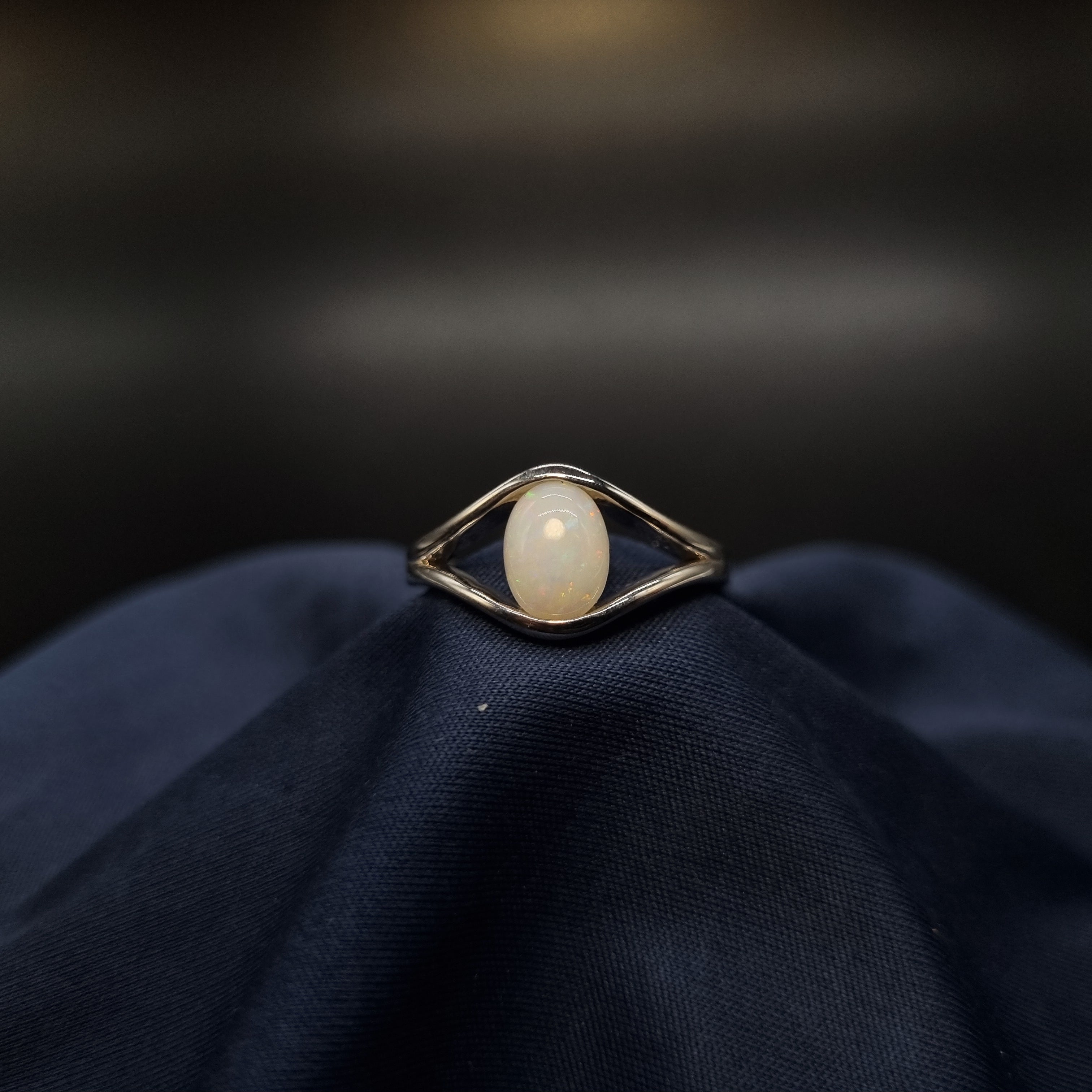 1.15ct White Opal