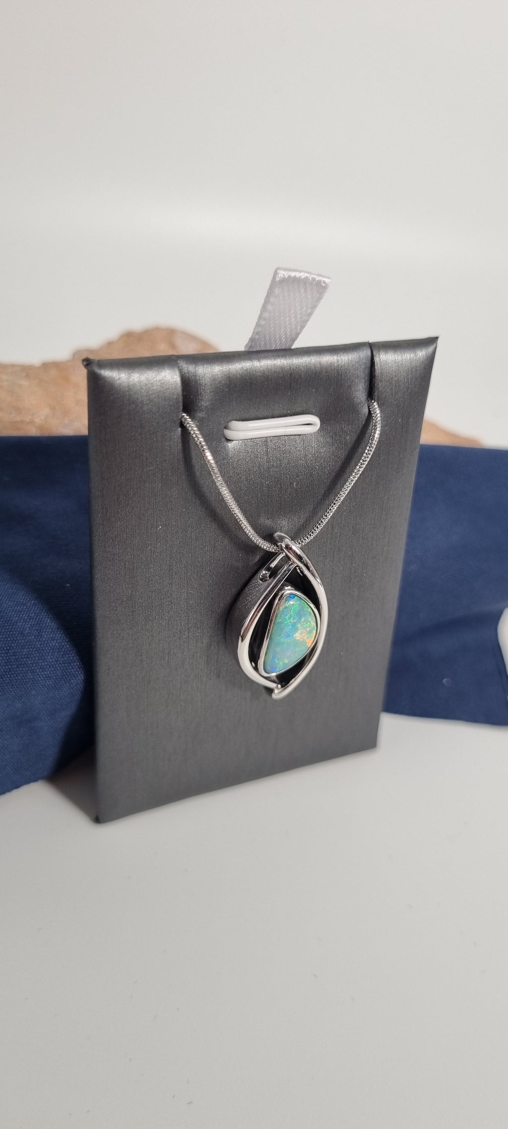 4.3ct Doublet Opal in 925 Silver