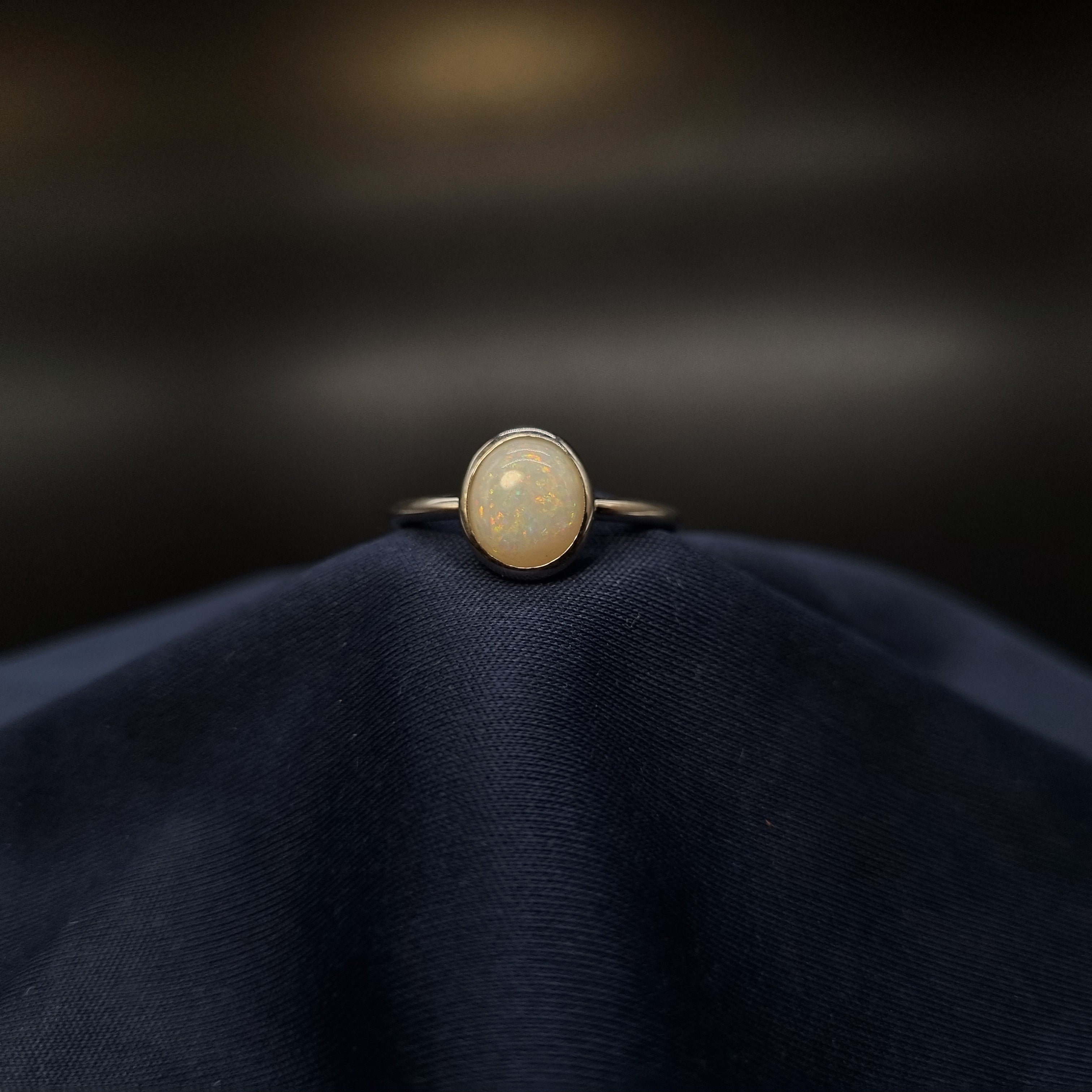 1.25ct White Opal