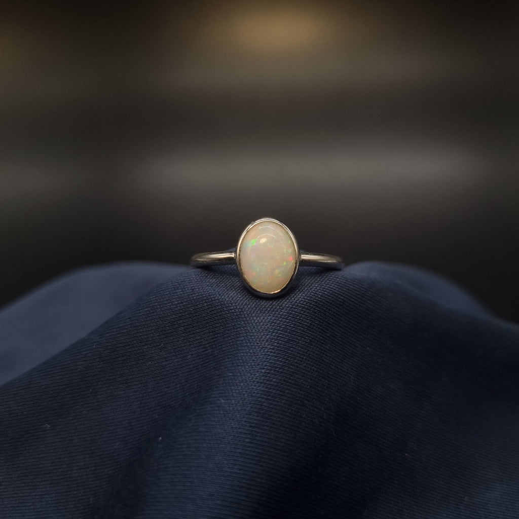 1.15ct White Opal
