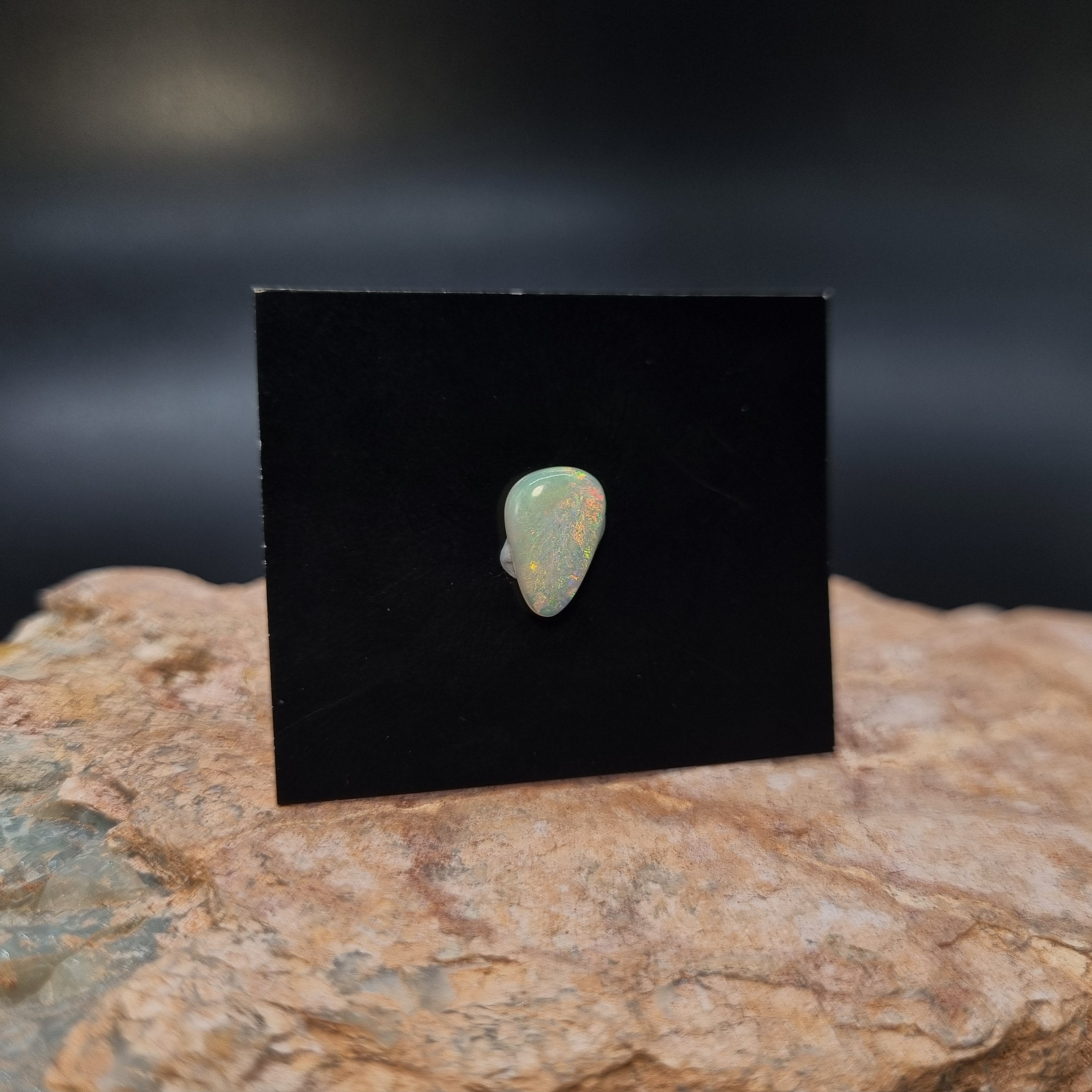 Freeform dropshape 1.1ct