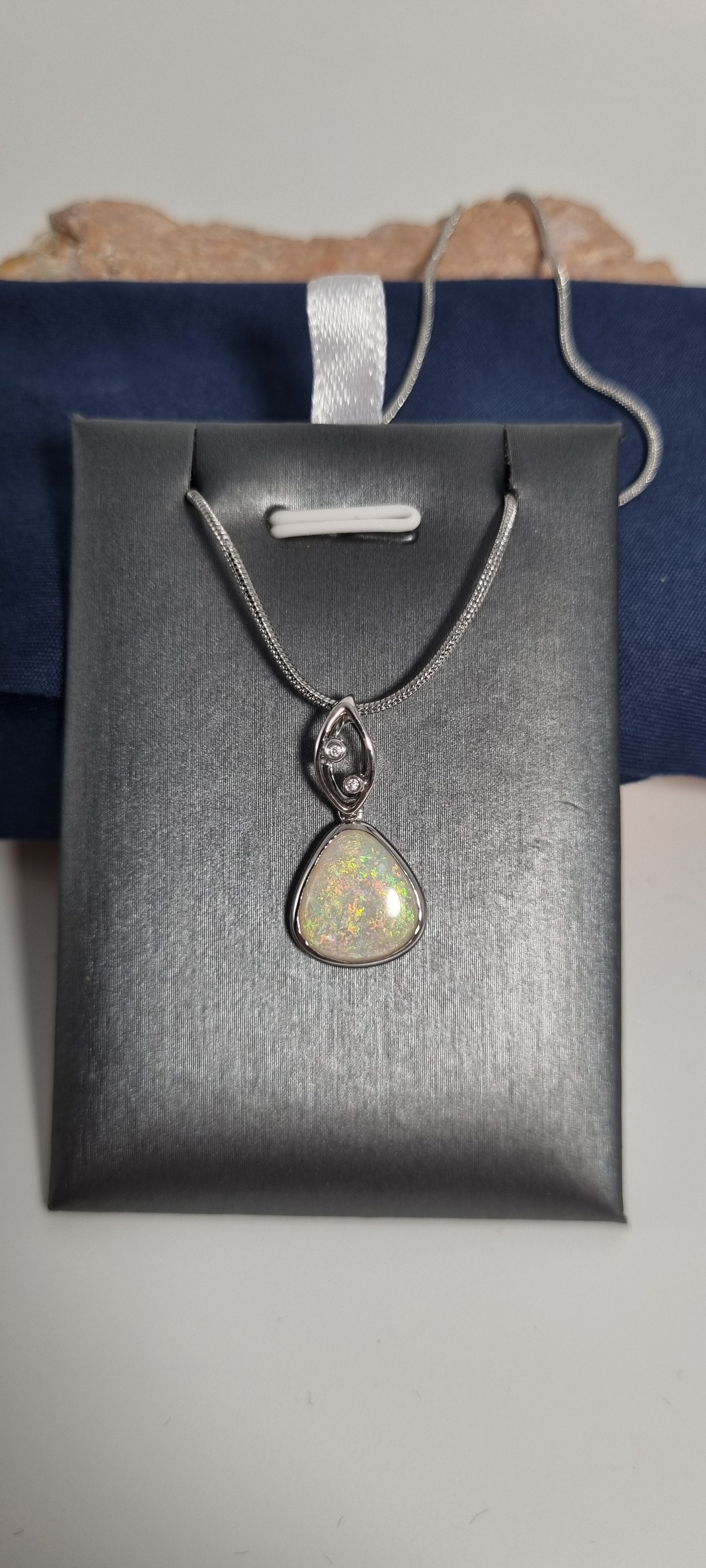 2ct Solid Opal