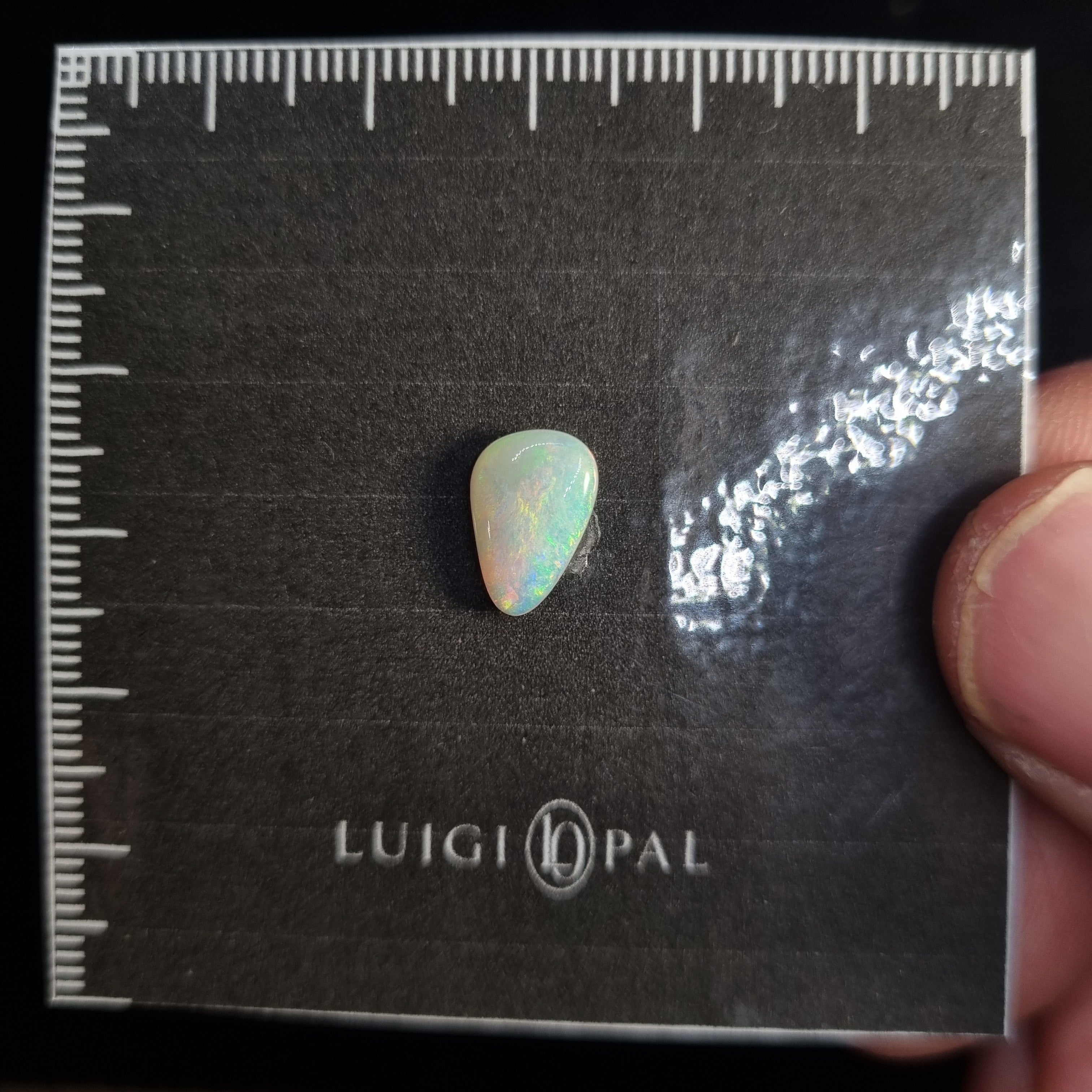 Freeform dropshape 1.1ct