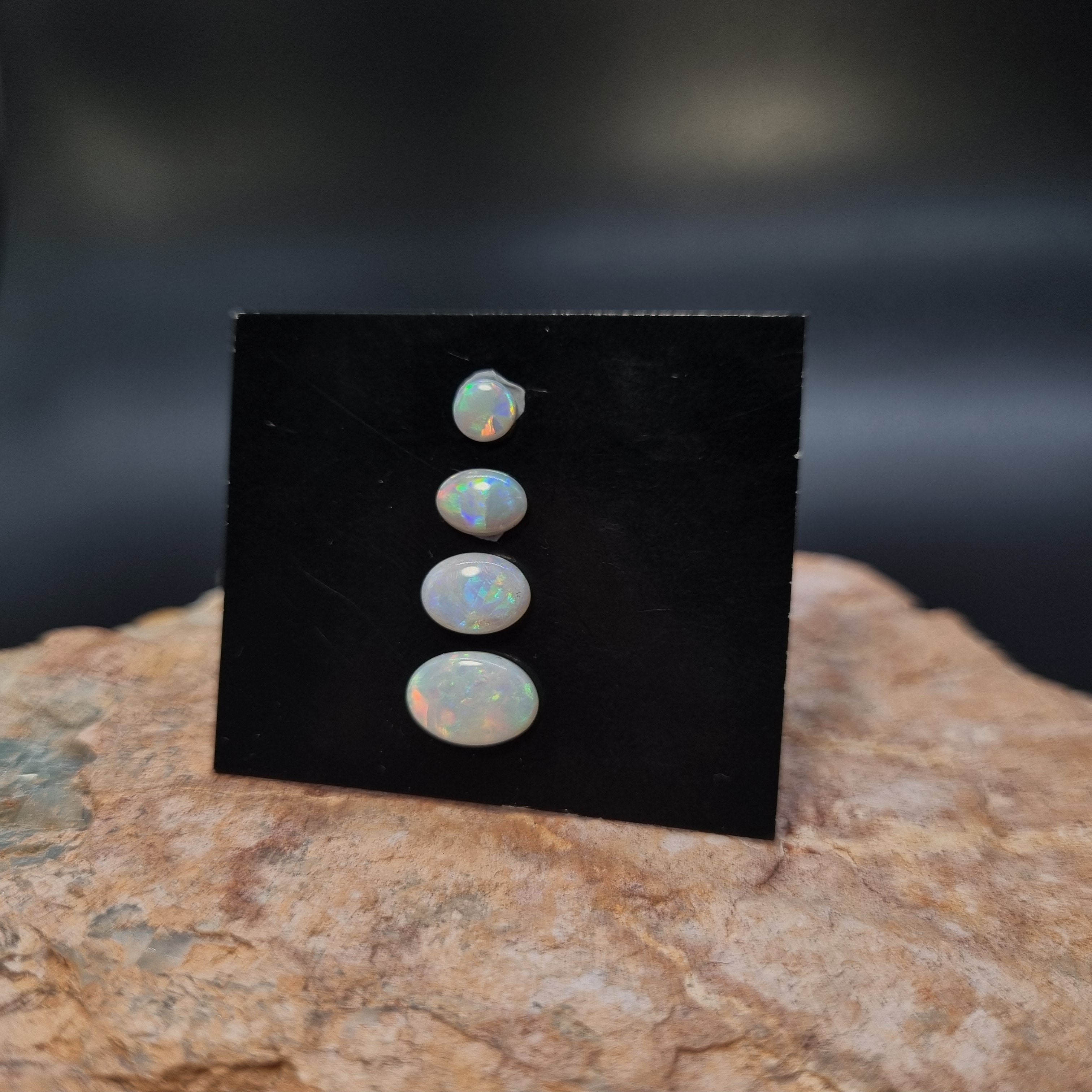 Oval bundle 2.4ct