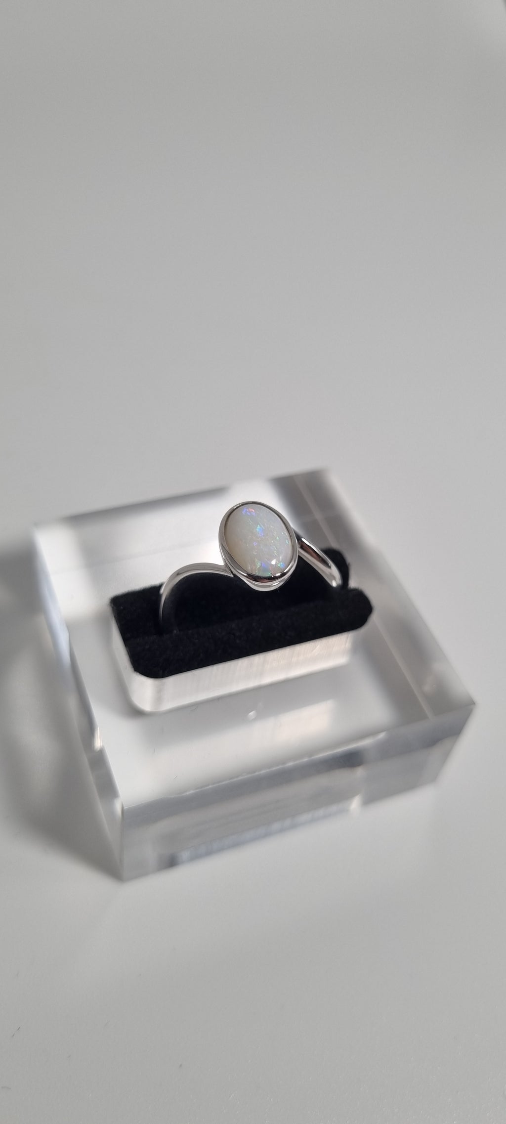 1.3ct White Opal