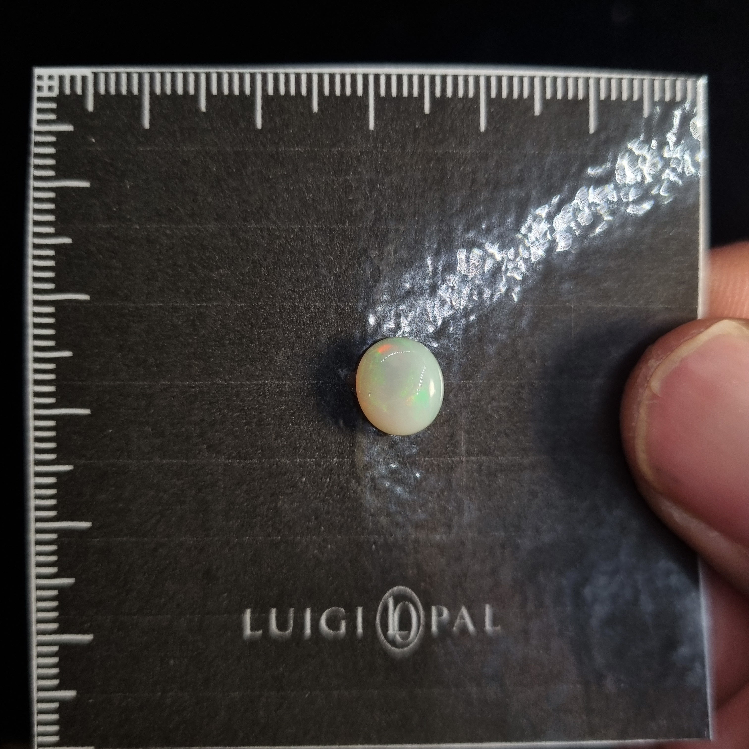 White/Jelly ring stone 1.4ct