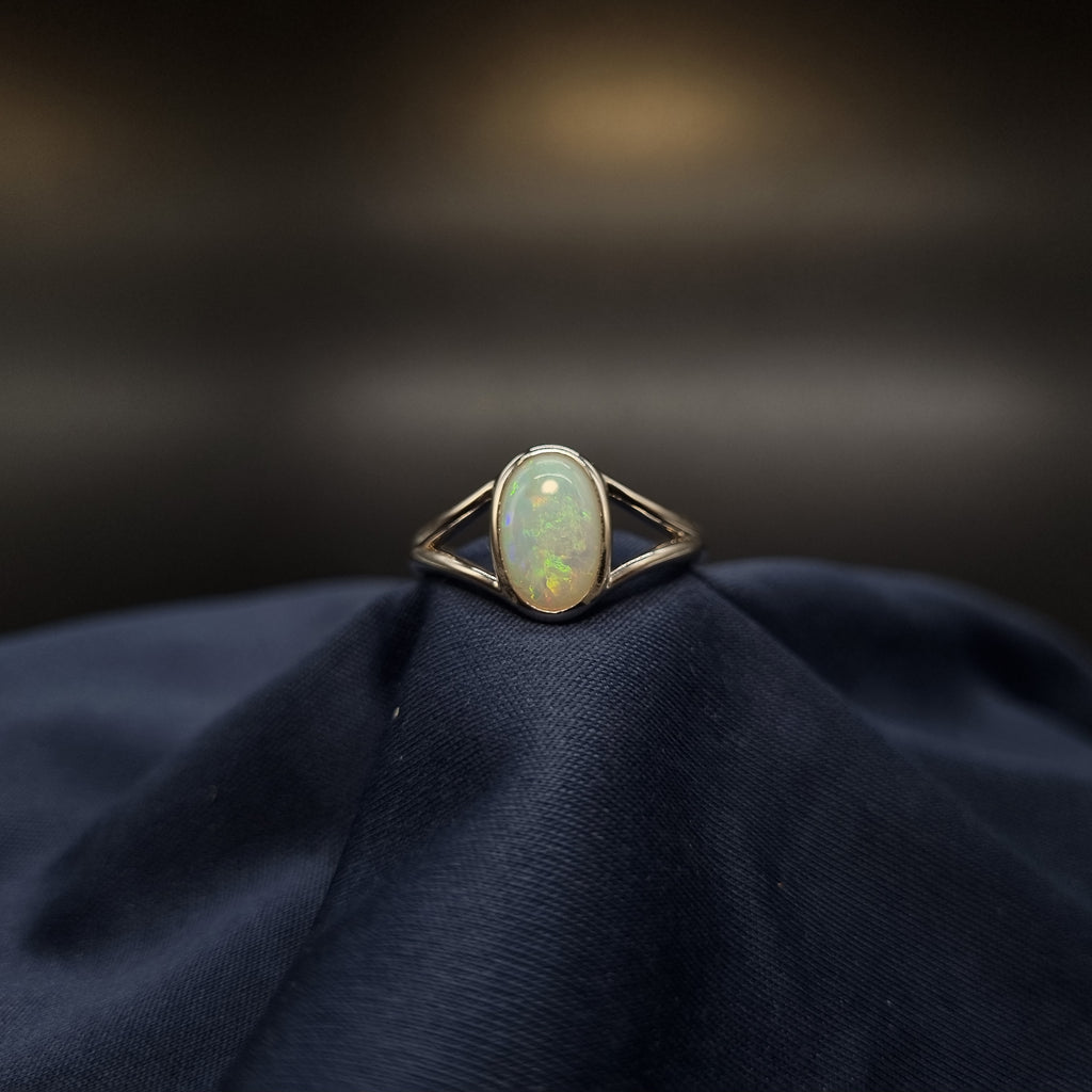 1ct Solid Semi Crystal Opal