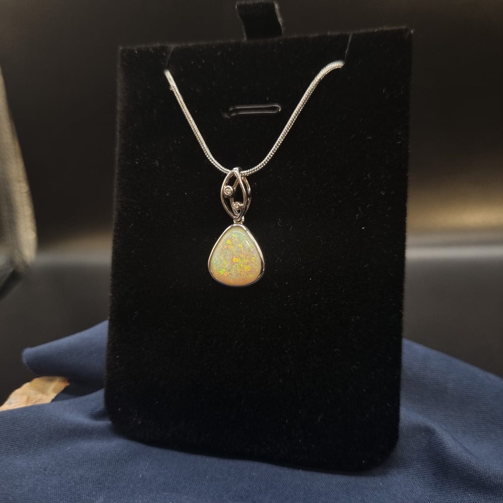 2ct Solid Opal in Sterling Silver