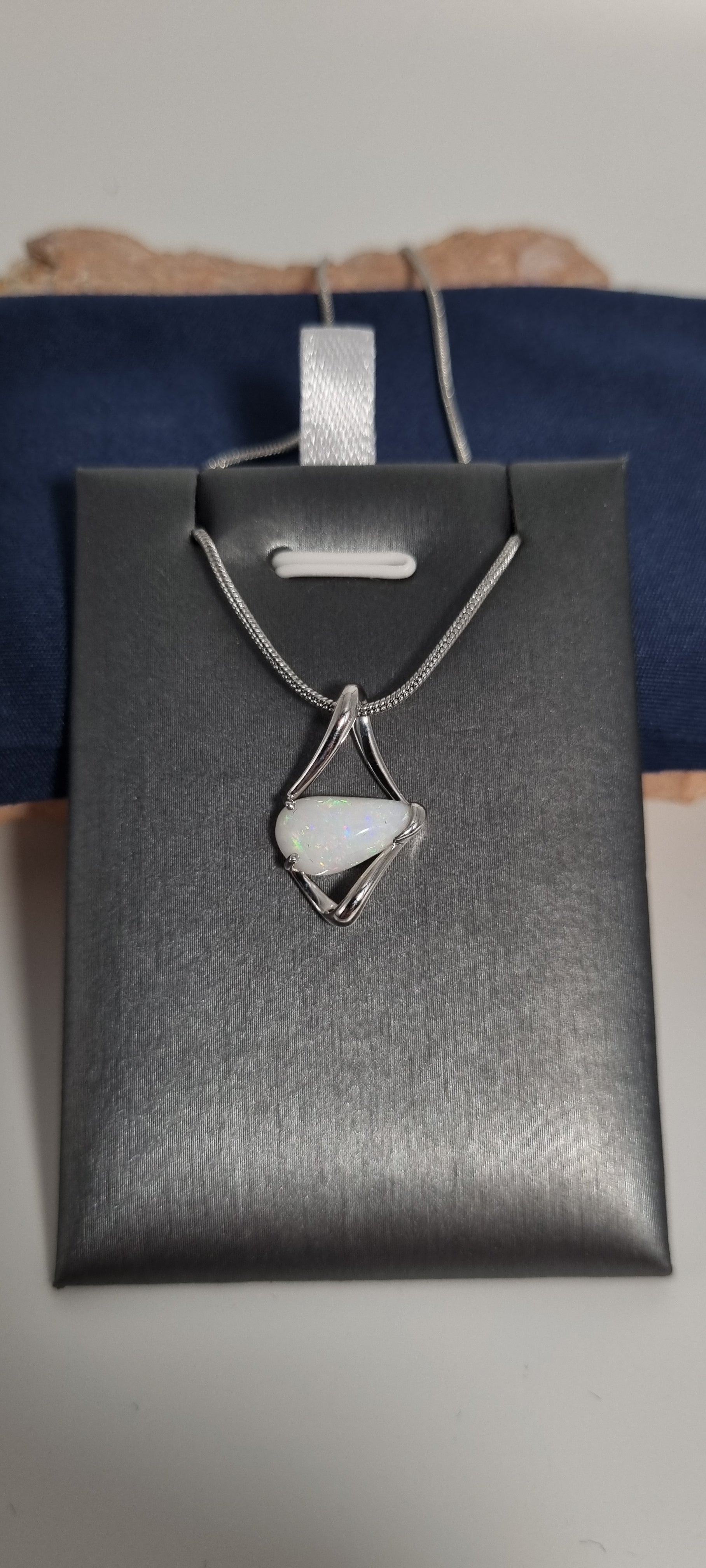 1.7ct Solid Opal