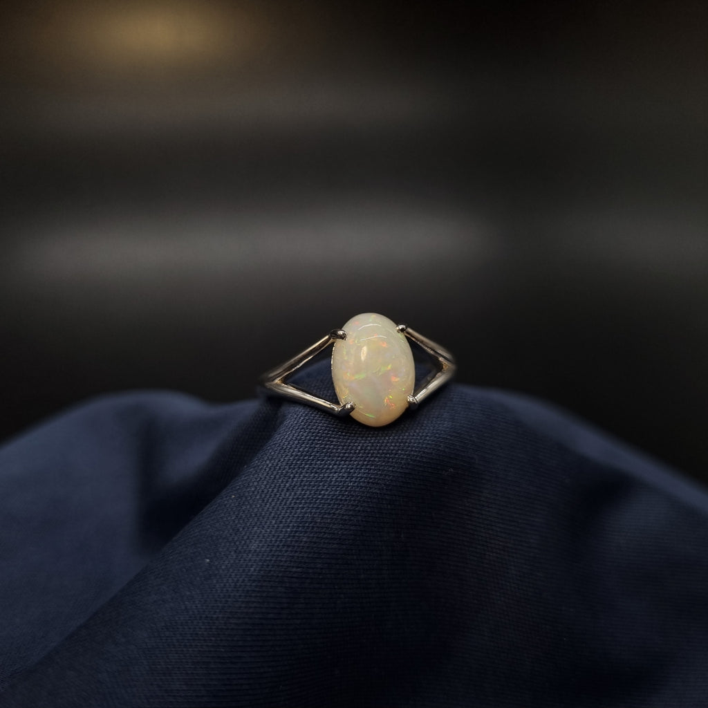 2.45ct Solid White Opal