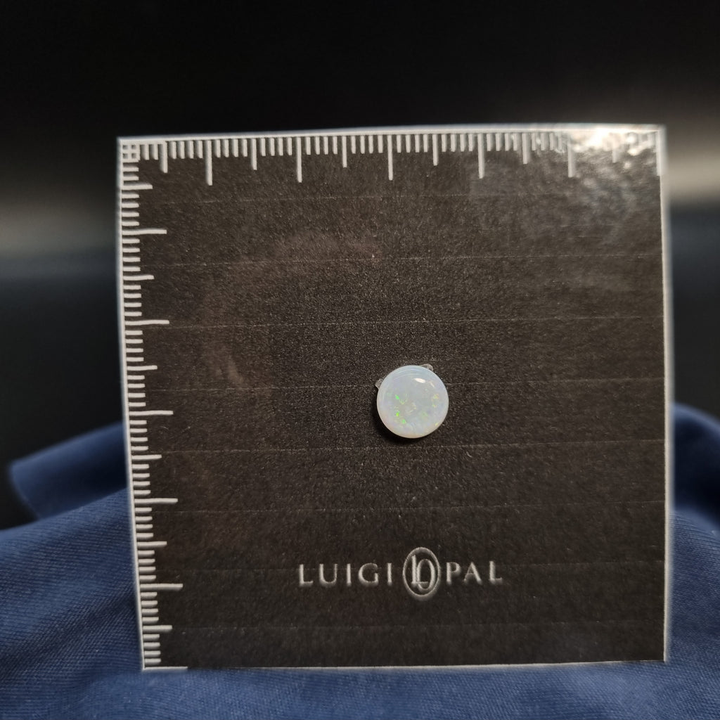 White Opal round .8ct / 8x8