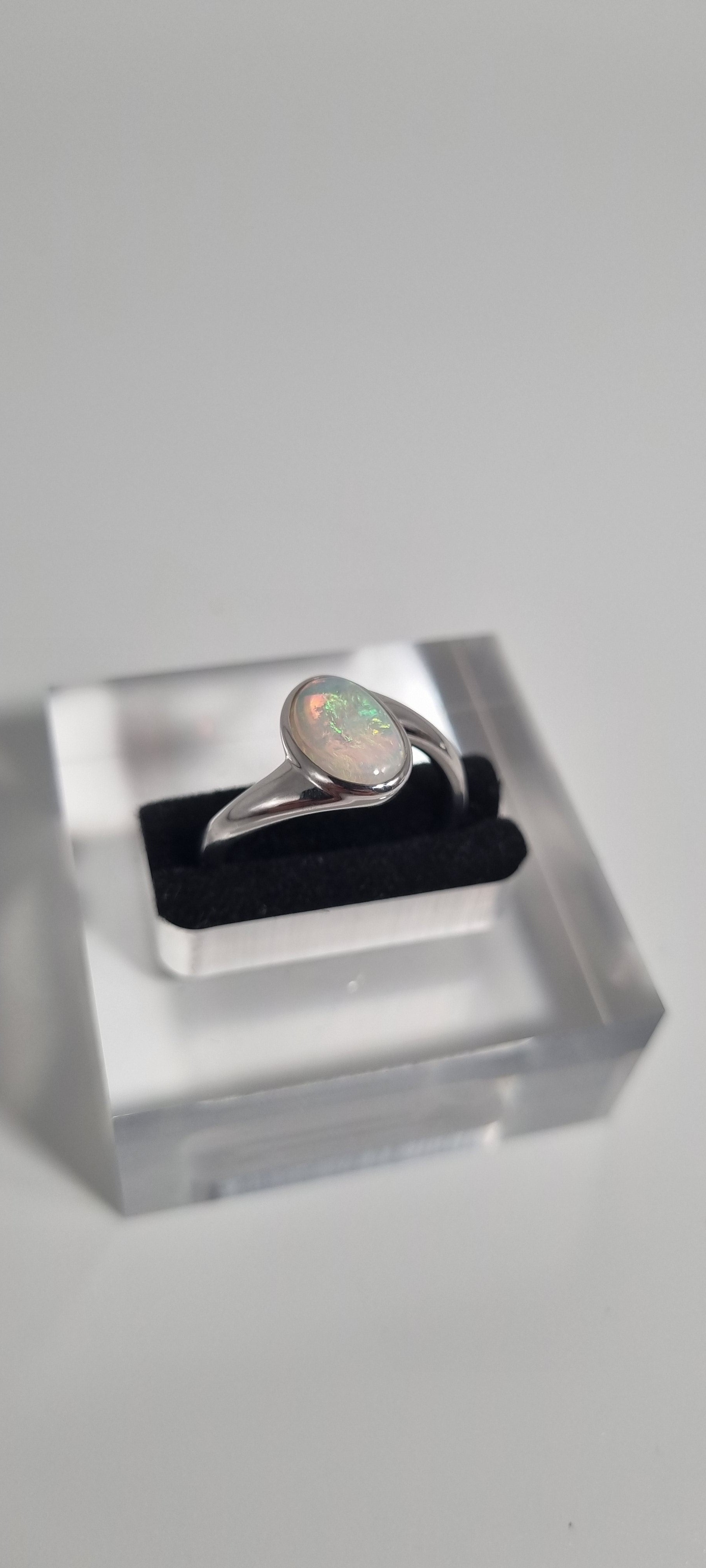 1.15ct Solid Semi Crystal Opal